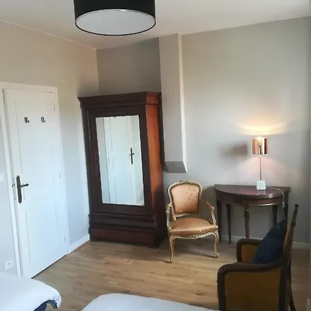 Maison Angulus Ridet Montcresson Buitenkant foto