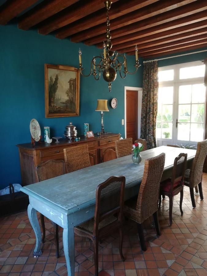 Maison Angulus Ridet Bed & Breakfast *